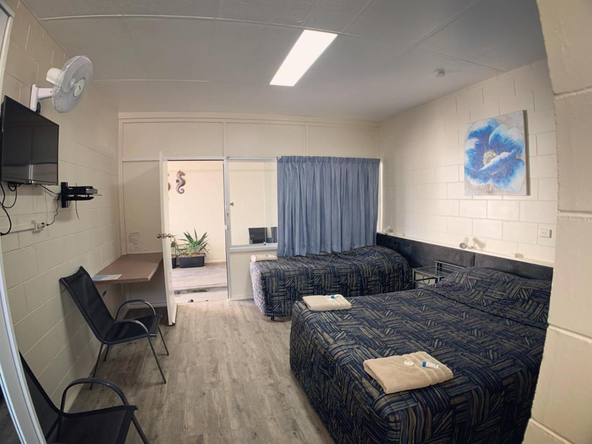 آير Tropical City Motor Inn المظهر الخارجي الصورة