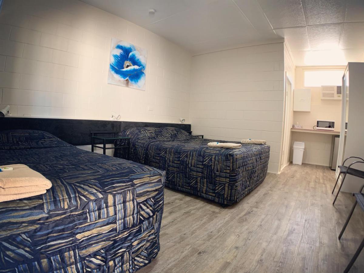 آير Tropical City Motor Inn المظهر الخارجي الصورة